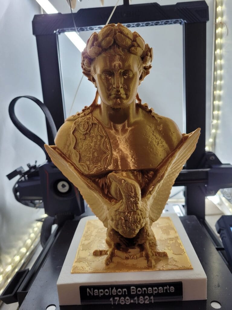 Napoleon Bonaparte statuette