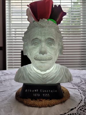 Albert Einstein Pot Lamp