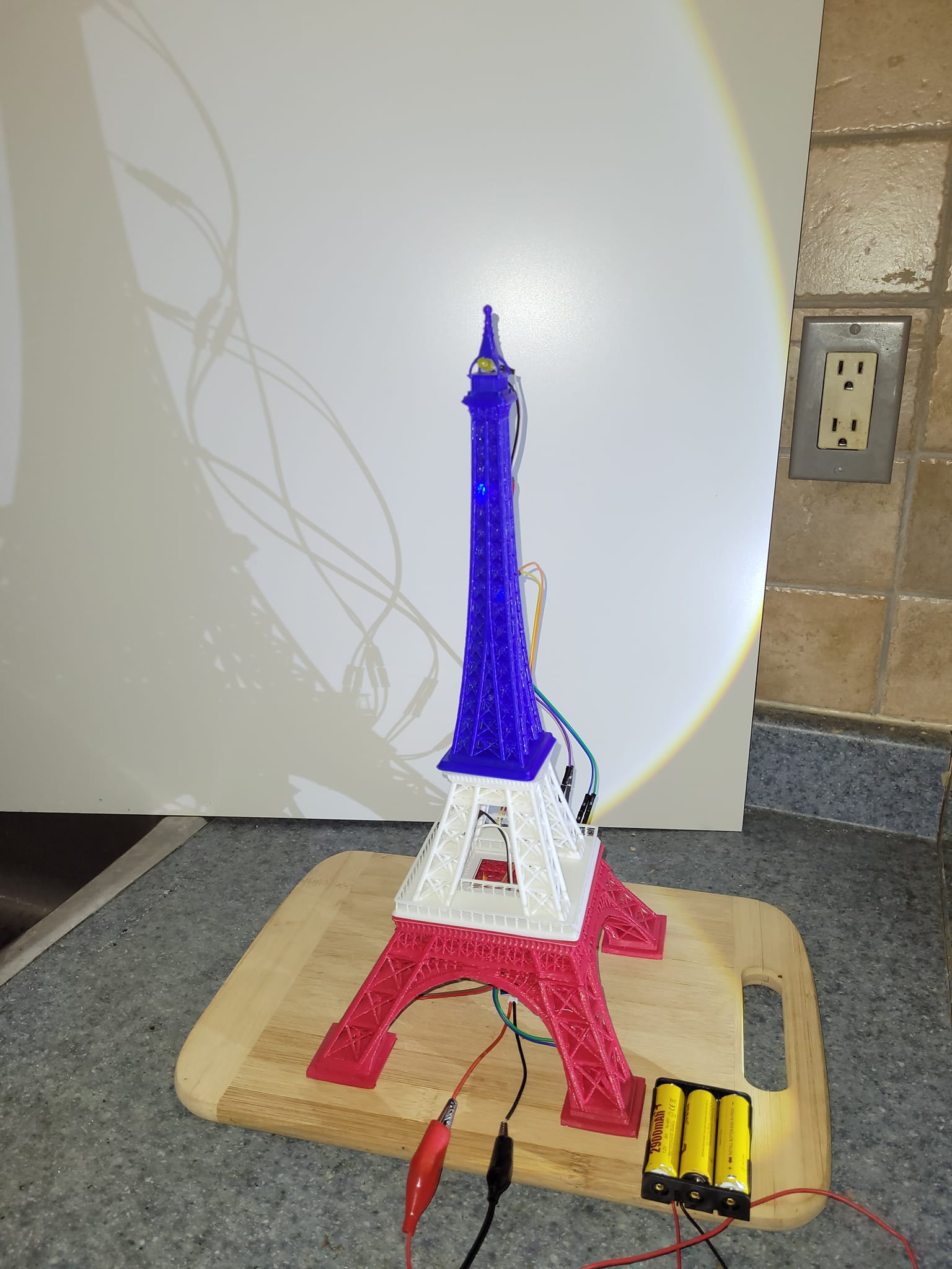 Eiffel Tower Pro 2 Eiffel Tower Pro 02