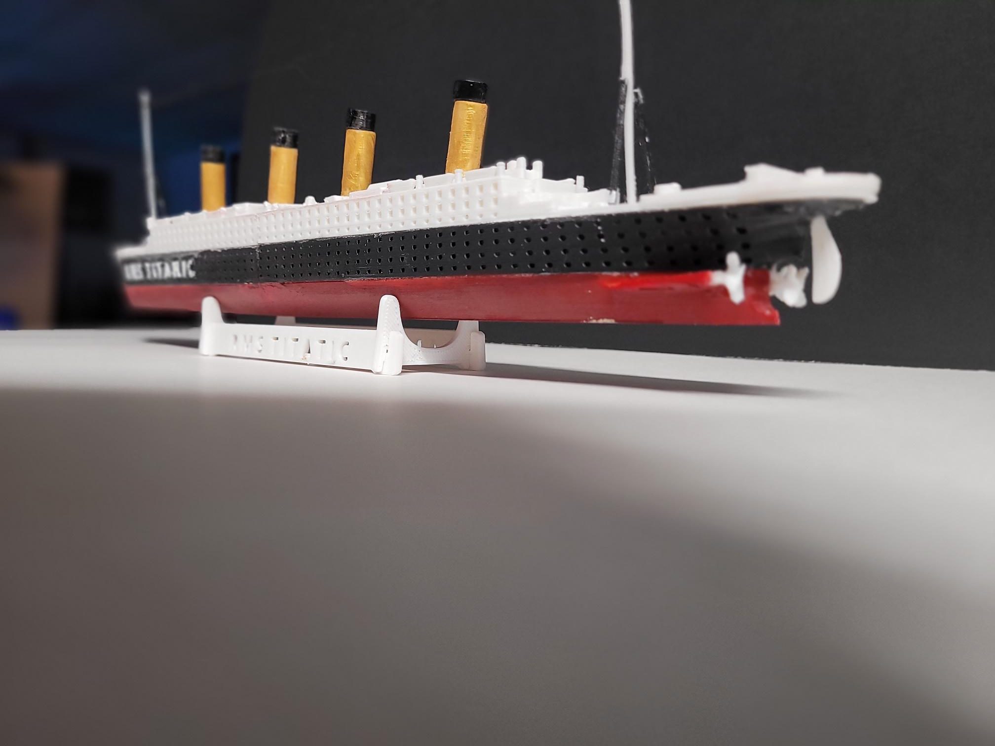 RMS Titanic (KIT) 2 RMS Titanic 03