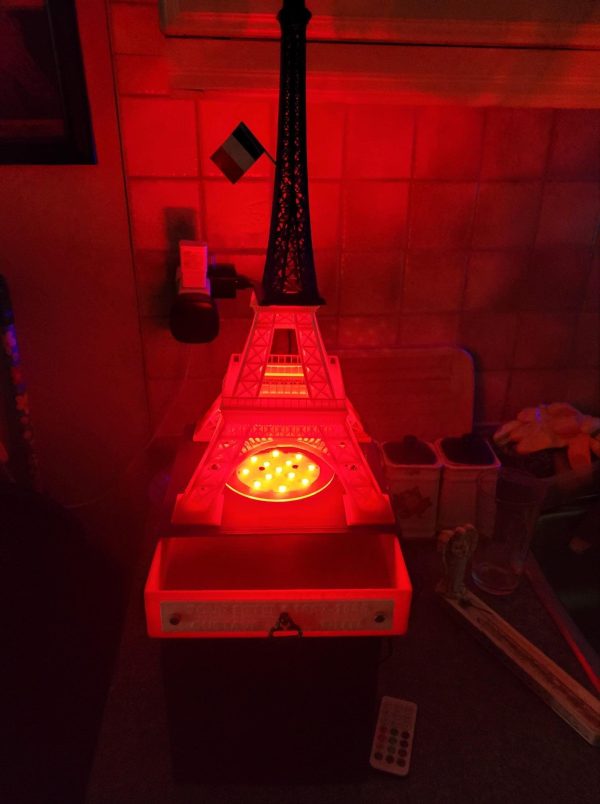 Eiffel Tower Pro Deluxe
