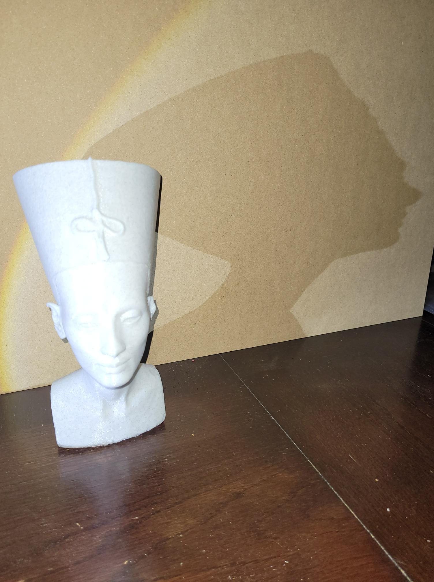 Nefertiti statuette reproduction 2 Nefertiti reproduction statuette